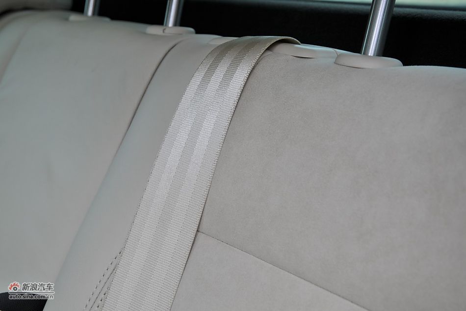 2010款途观2.0T四驱旗舰导航版