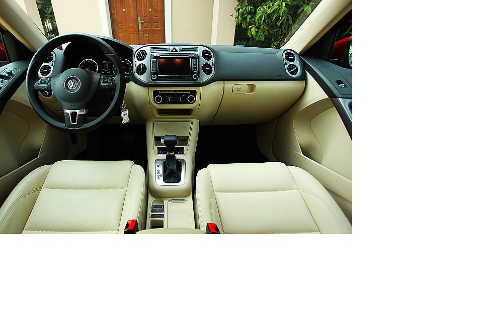 上海大众途观内饰图片