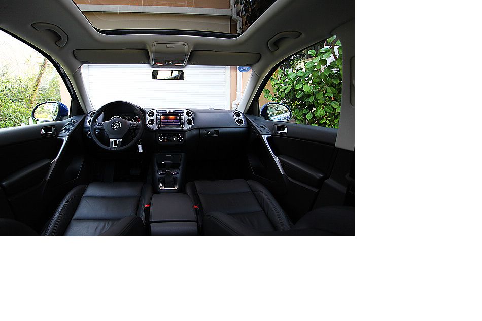 上海大众途观内饰图片