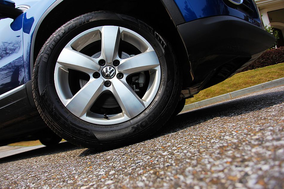 上海大众途观外观图片