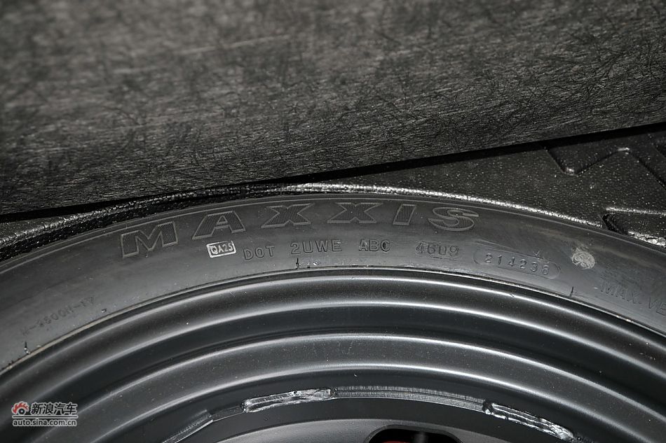 2010款途观2.0T四驱旗舰导航版