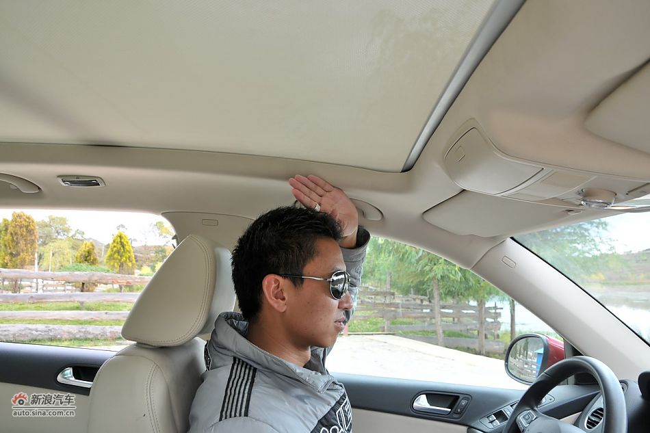 香格里拉试驾大众途观