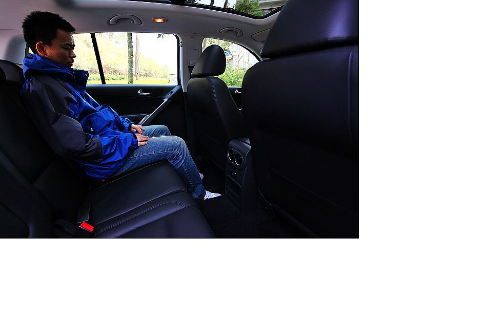 上海大众途观内饰图片