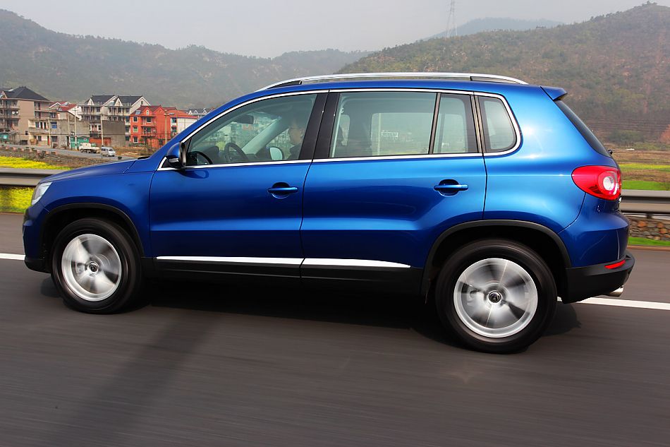 上海大众途观动态外观图片