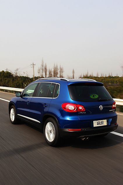 上海大众途观动态外观图片