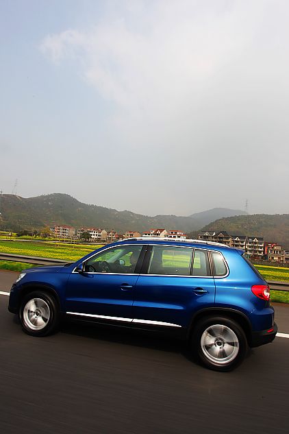 上海大众途观动态外观图片