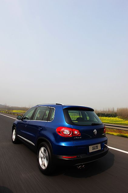 上海大众途观动态外观图片