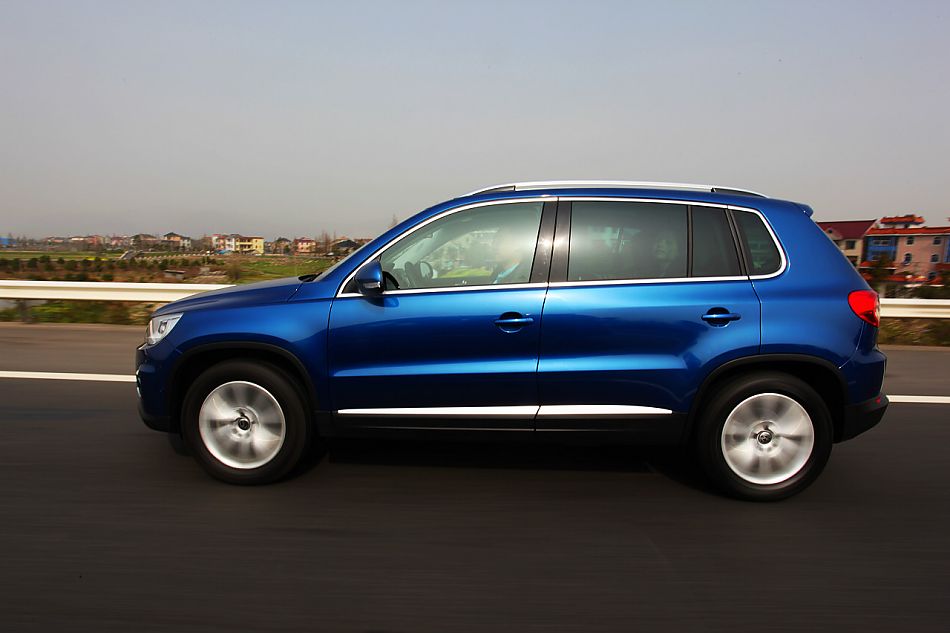 上海大众途观动态外观图片