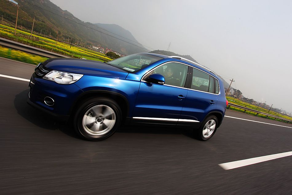 上海大众途观动态外观图片