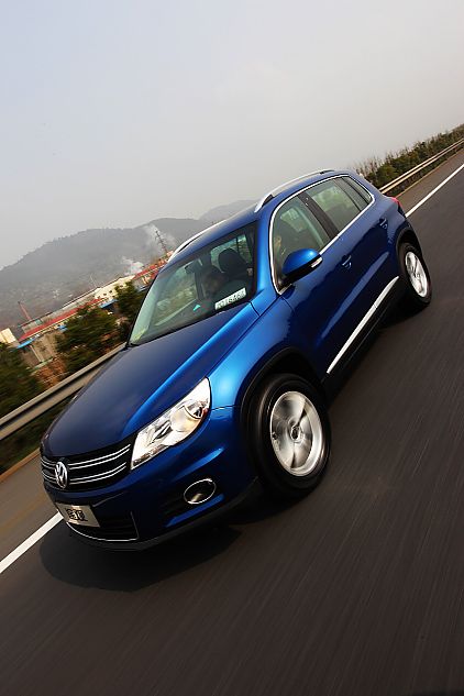 上海大众途观动态外观图片