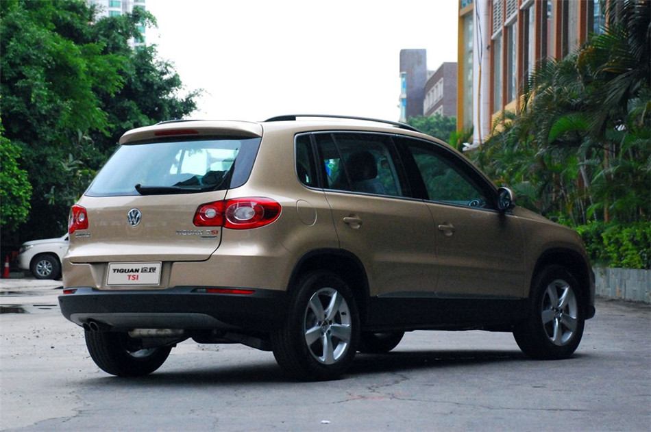 2012款 途观 1.8TSI 自动菁英版 四驱