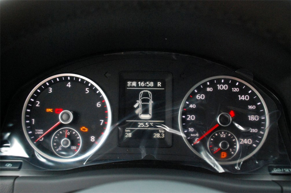 2012款 途观 1.8TSI 自动菁英版 四驱