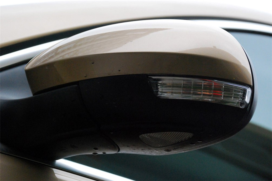 2012款 途观 1.8TSI 自动菁英版 四驱