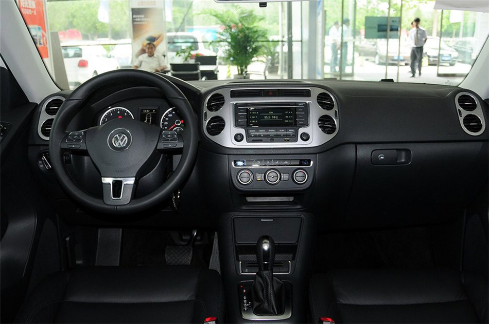 2013款途观1.8TSI自动舒适版四驱