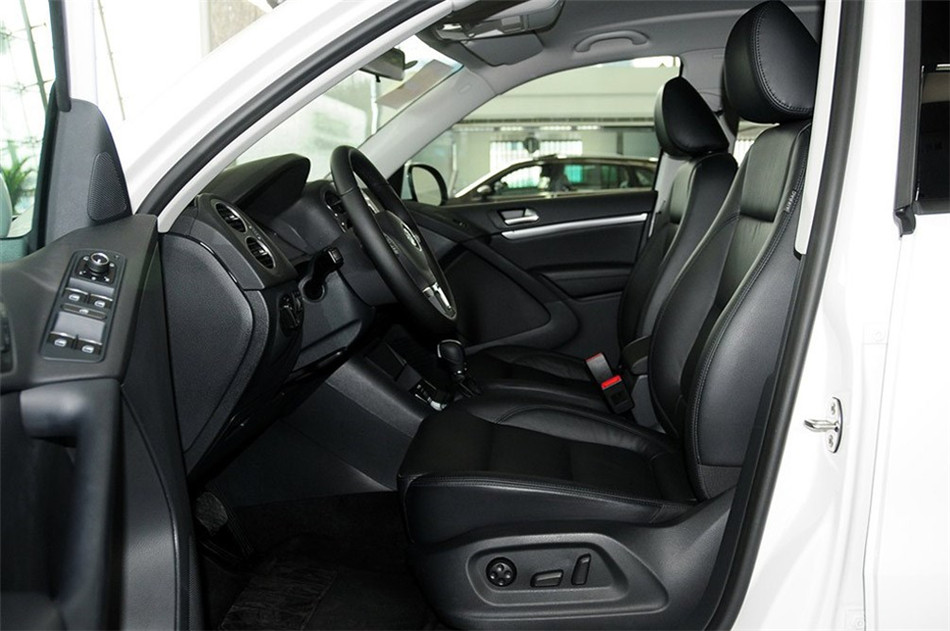 2013款途观1.8TSI自动舒适版四驱