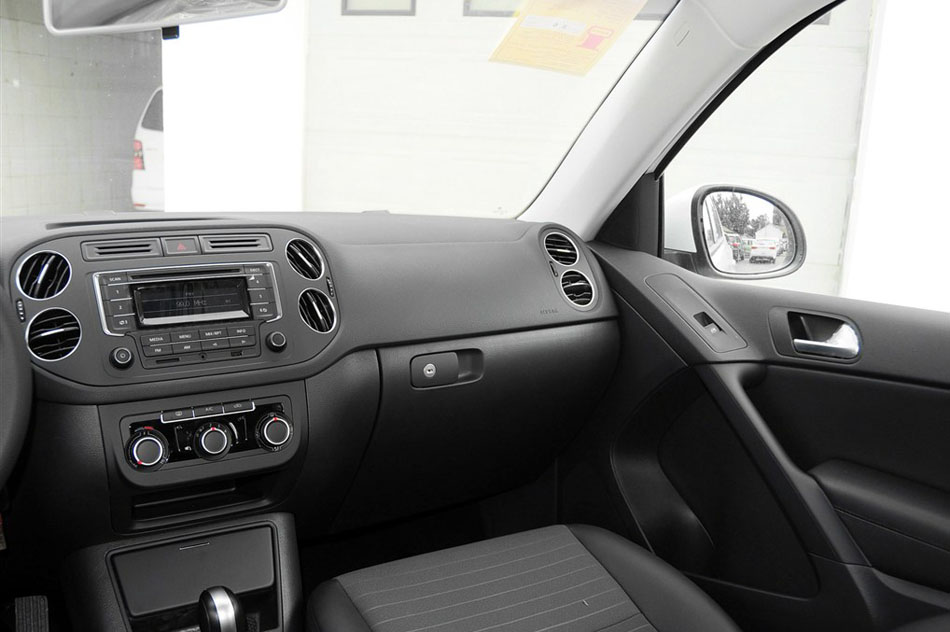 2015款 1.8TSI 自动两驱风尚版 内饰