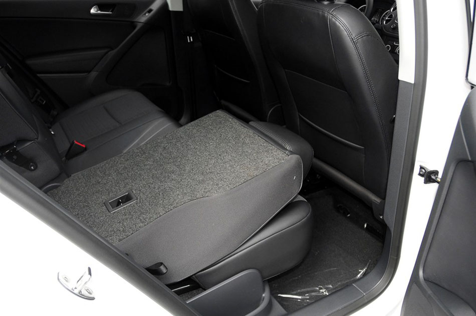 2015款 1.8TSI 自动两驱风尚版 座椅空间