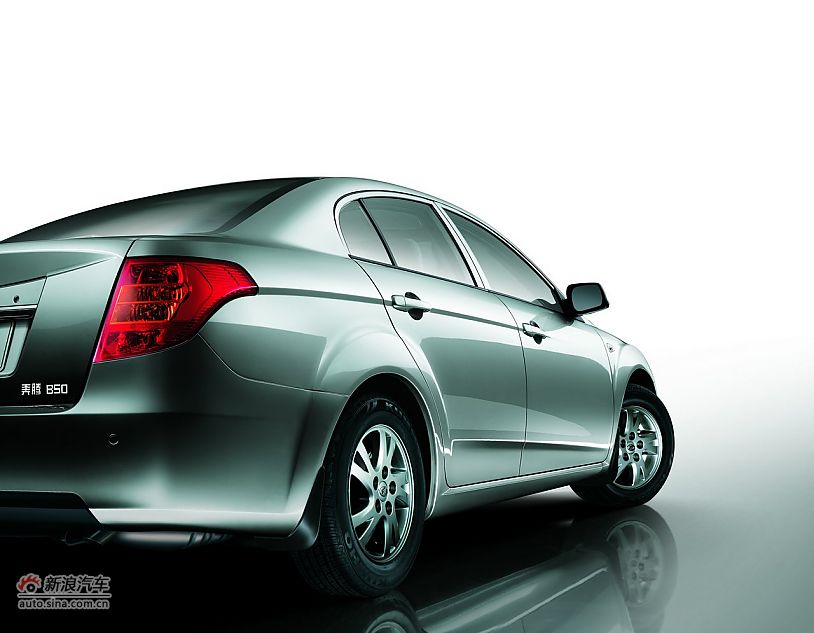 2011款奔腾B50资料图