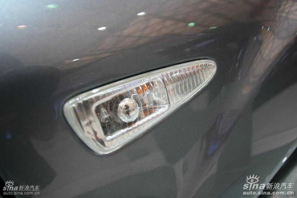 奔腾B50车展实拍图