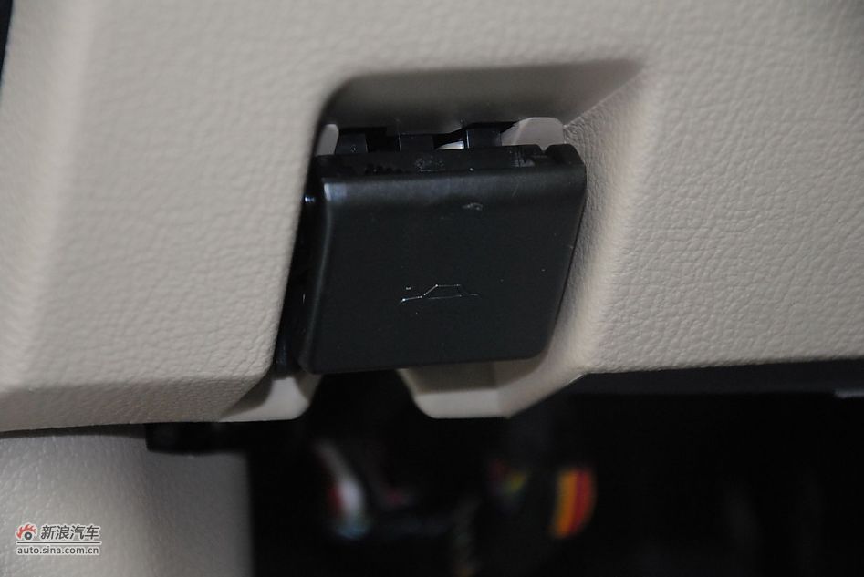 2012B50 1.6Lֶ촰