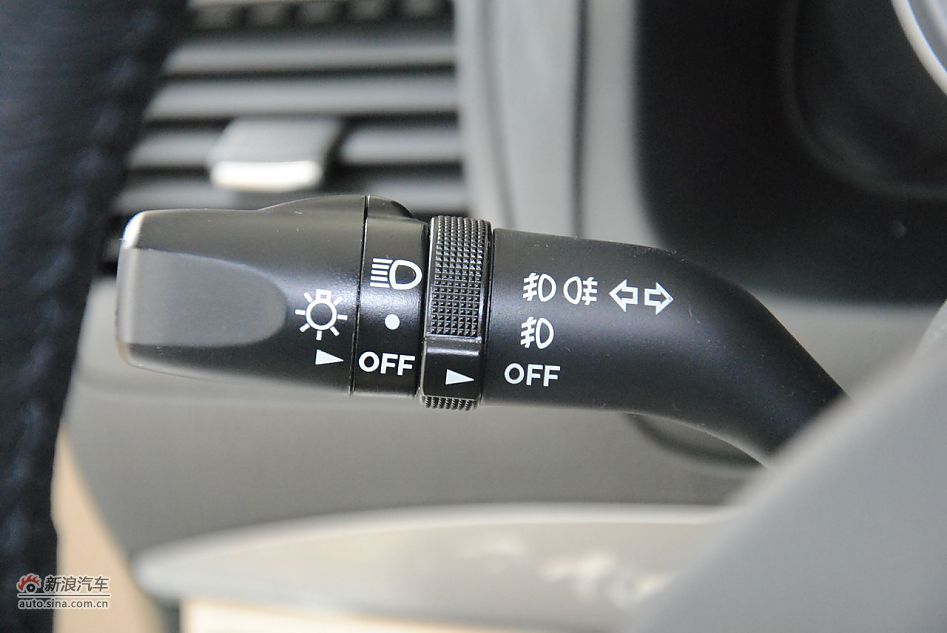 2012B50 1.6Lֶ촰