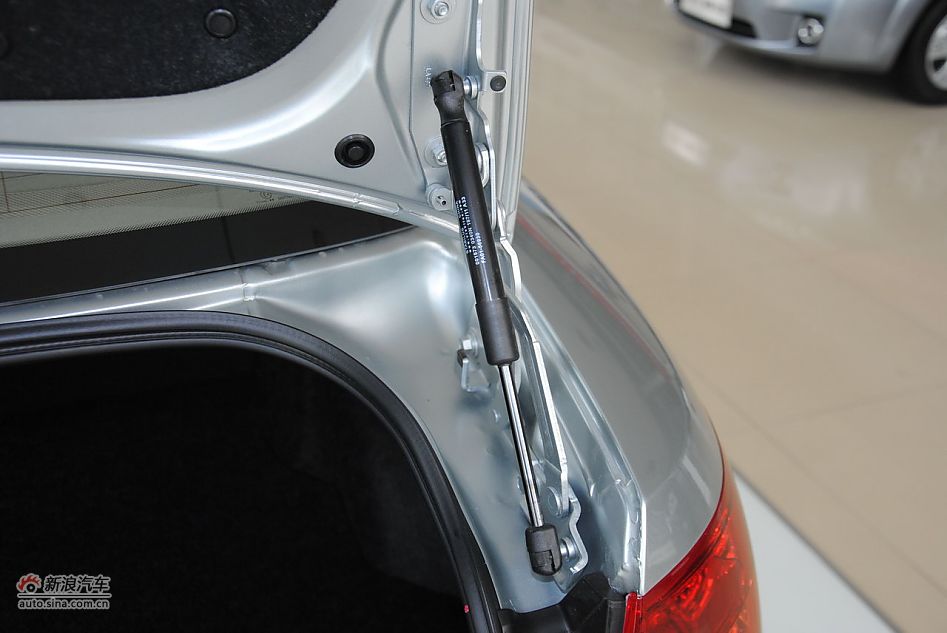 2012B50 1.6Lֶ촰