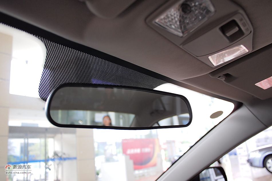 2011款奔腾B50 自动舒适型