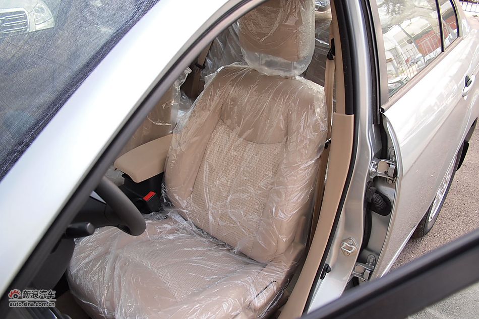 2011款奔腾B50 手动舒适型