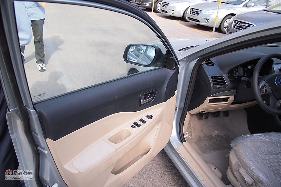 2011款奔腾B50 手动舒适型