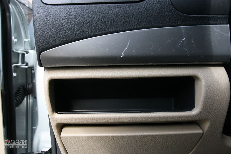 奔腾B50 手动舒适型