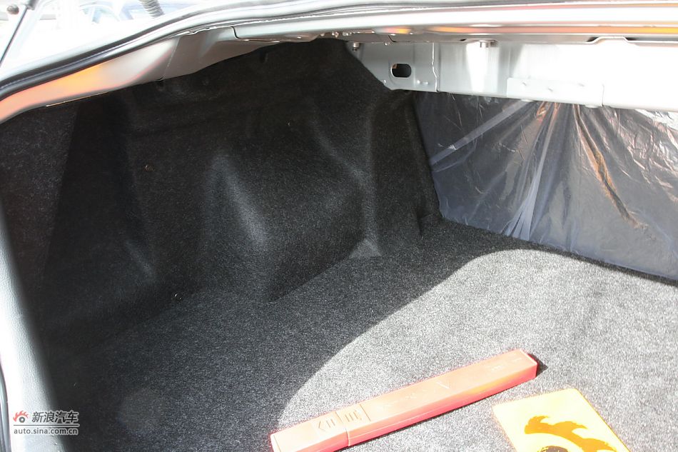 奔腾B50 手动舒适型