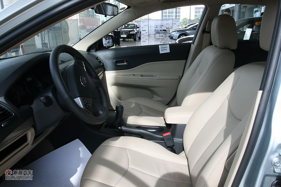 奔腾B50 手动豪华型