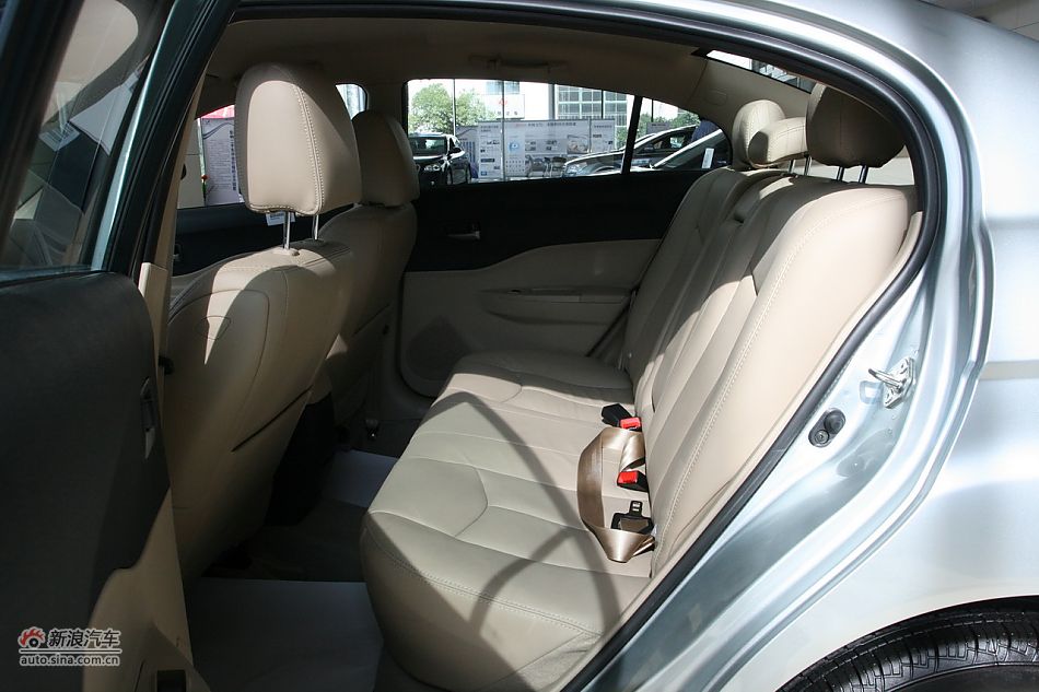 奔腾B50 手动豪华型