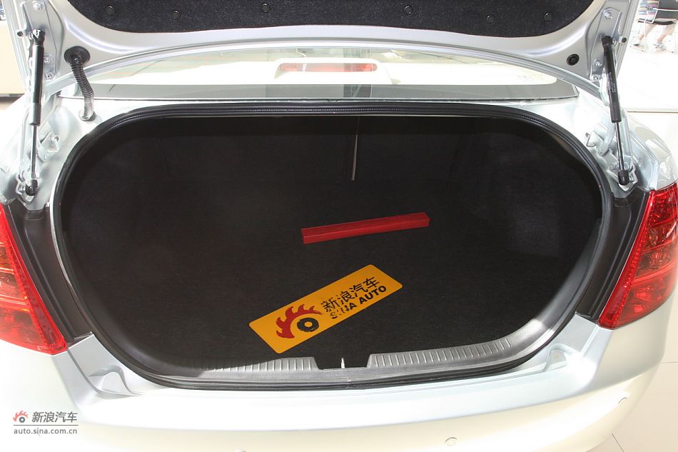 奔腾B50 手动豪华型