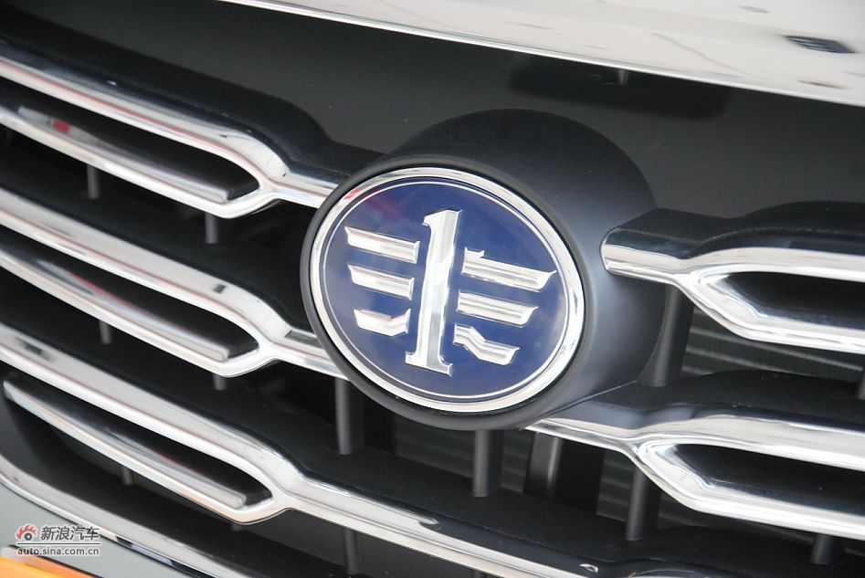 2012款奔腾B50 1.6L手动天窗版