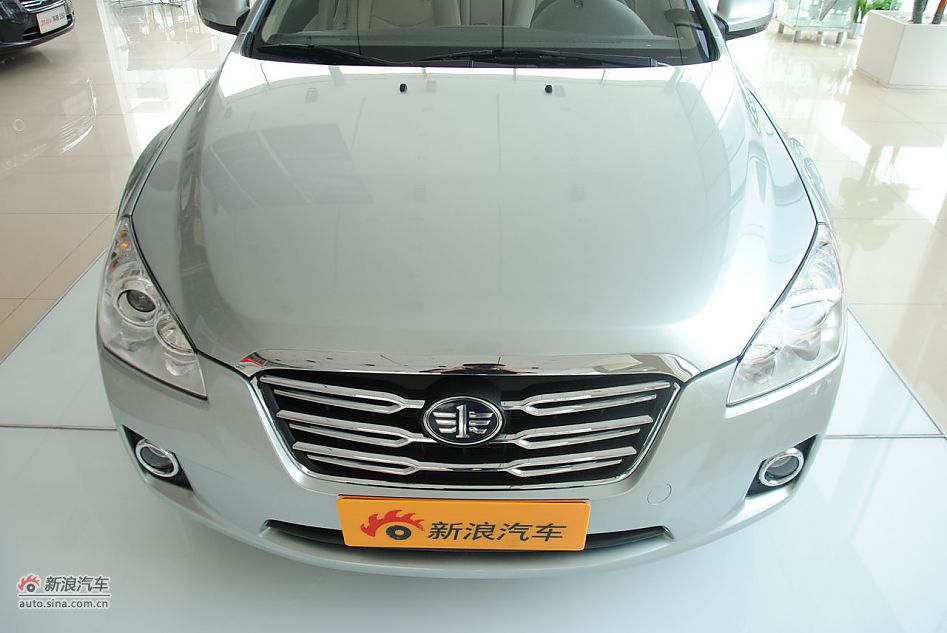 2012款奔腾B50 1.6L手动天窗版