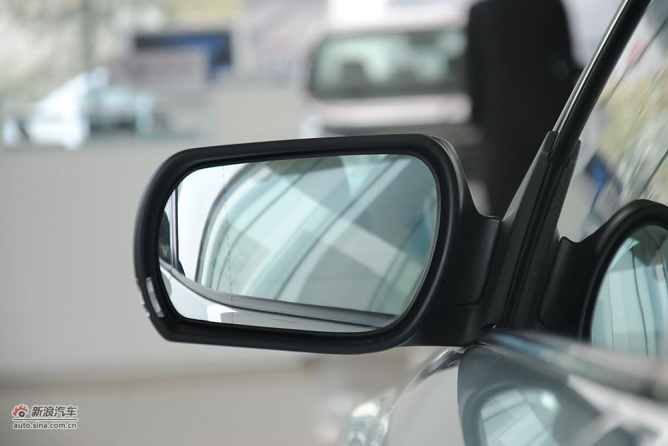 2012款奔腾B50 1.6L手动天窗版