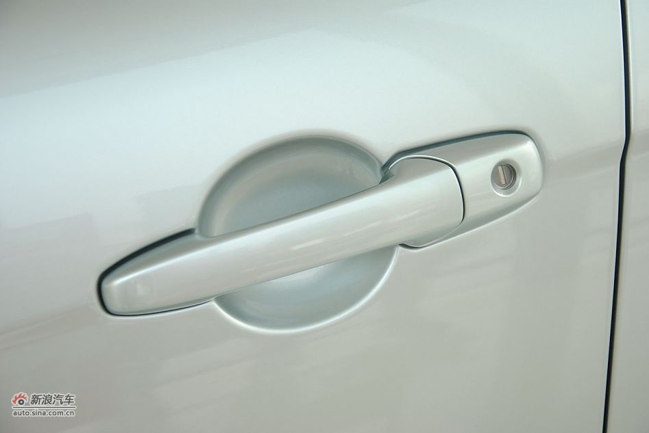 2012款奔腾B50 1.6L手动天窗版