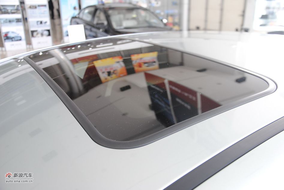 2012款奔腾B50 1.6L手动天窗版