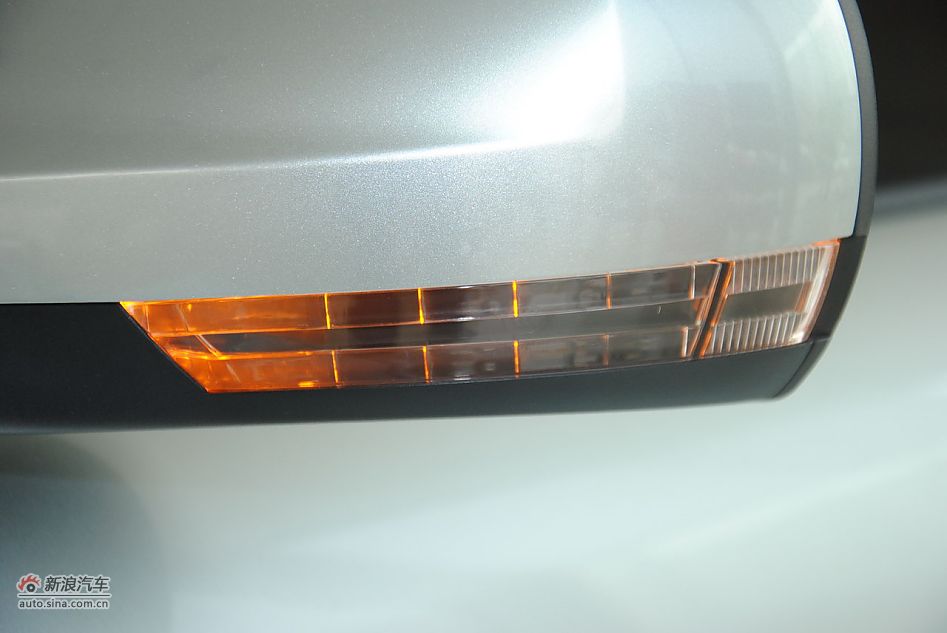 2012款奔腾B50 1.6L手动天窗版