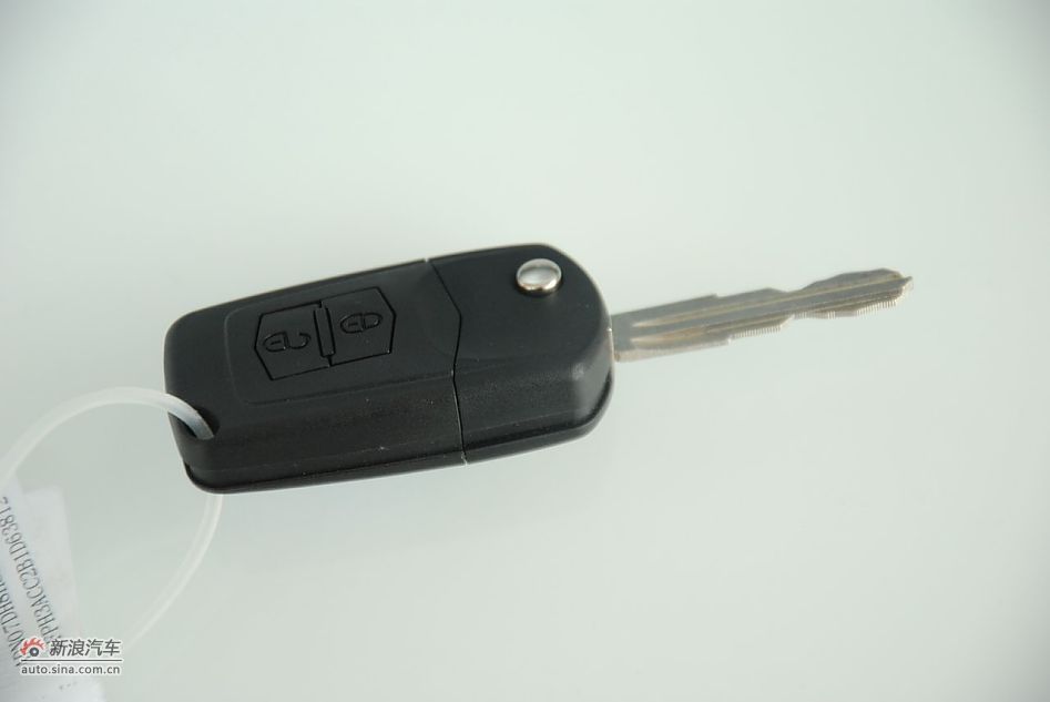 2012款奔腾B50 1.6L手动天窗版