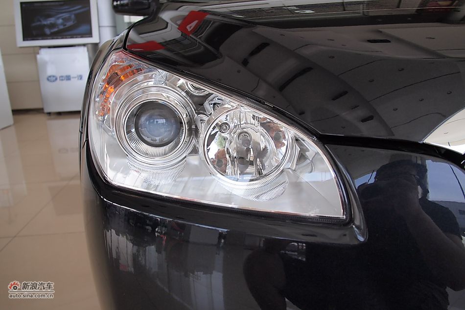 2011款奔腾B50 自动舒适型