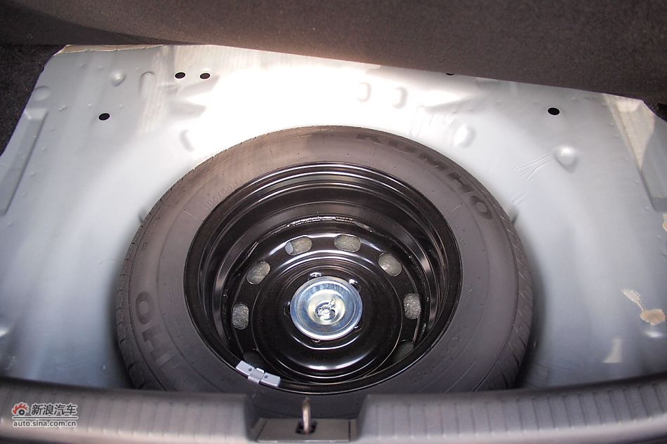 2011款奔腾B50 手动舒适型