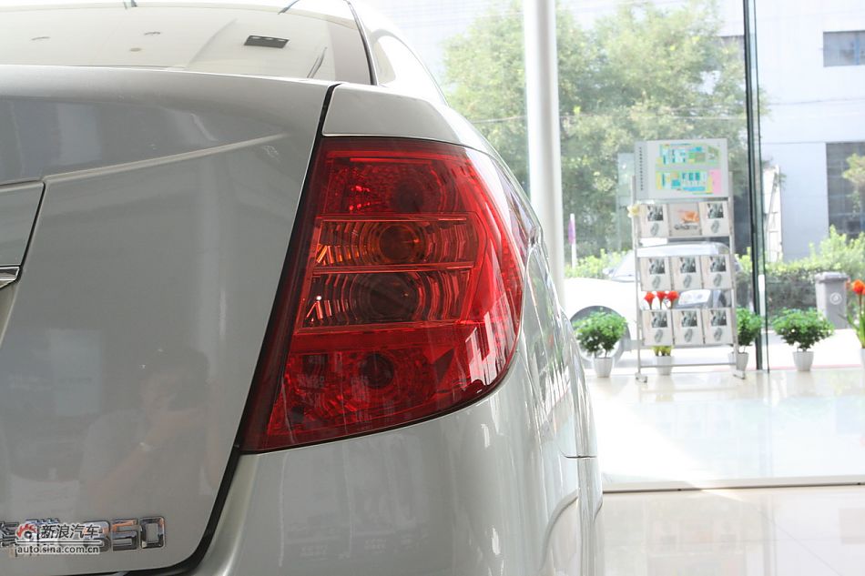 奔腾B50 手动豪华型