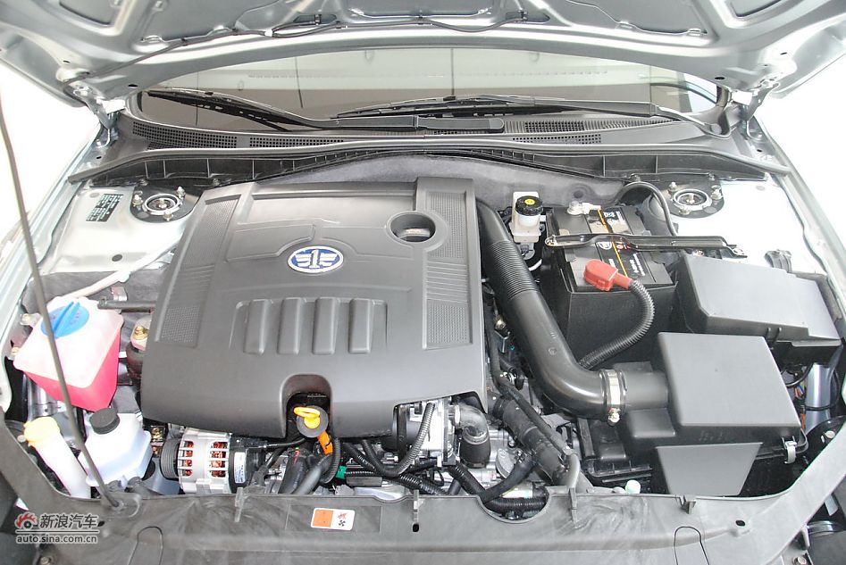 2012款奔腾B50 1.6L手动天窗版