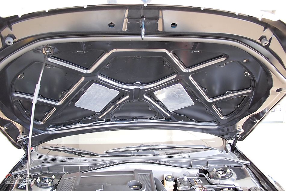 2011款奔腾B50 自动舒适型