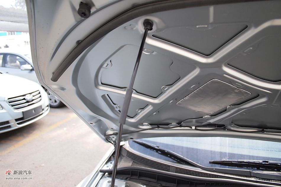 2011款奔腾B50 手动舒适型