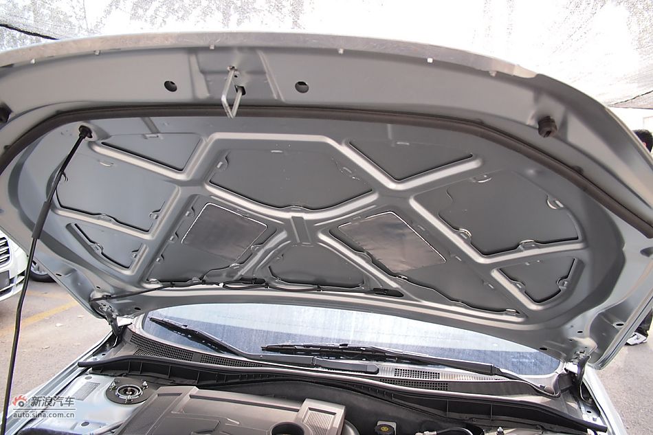 2011款奔腾B50 手动舒适型