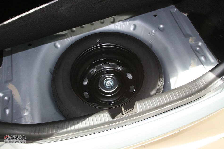 奔腾B50 手动豪华型