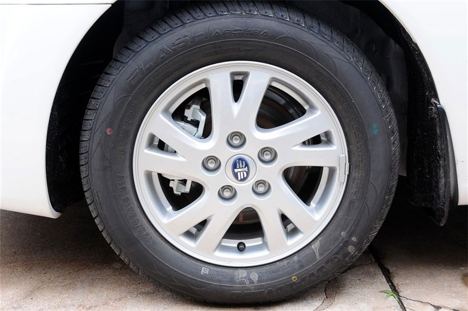 2012款 1.6L MT 时尚型 其他